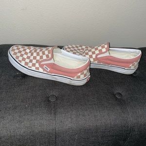 Pink women’s checkered vans mauve
